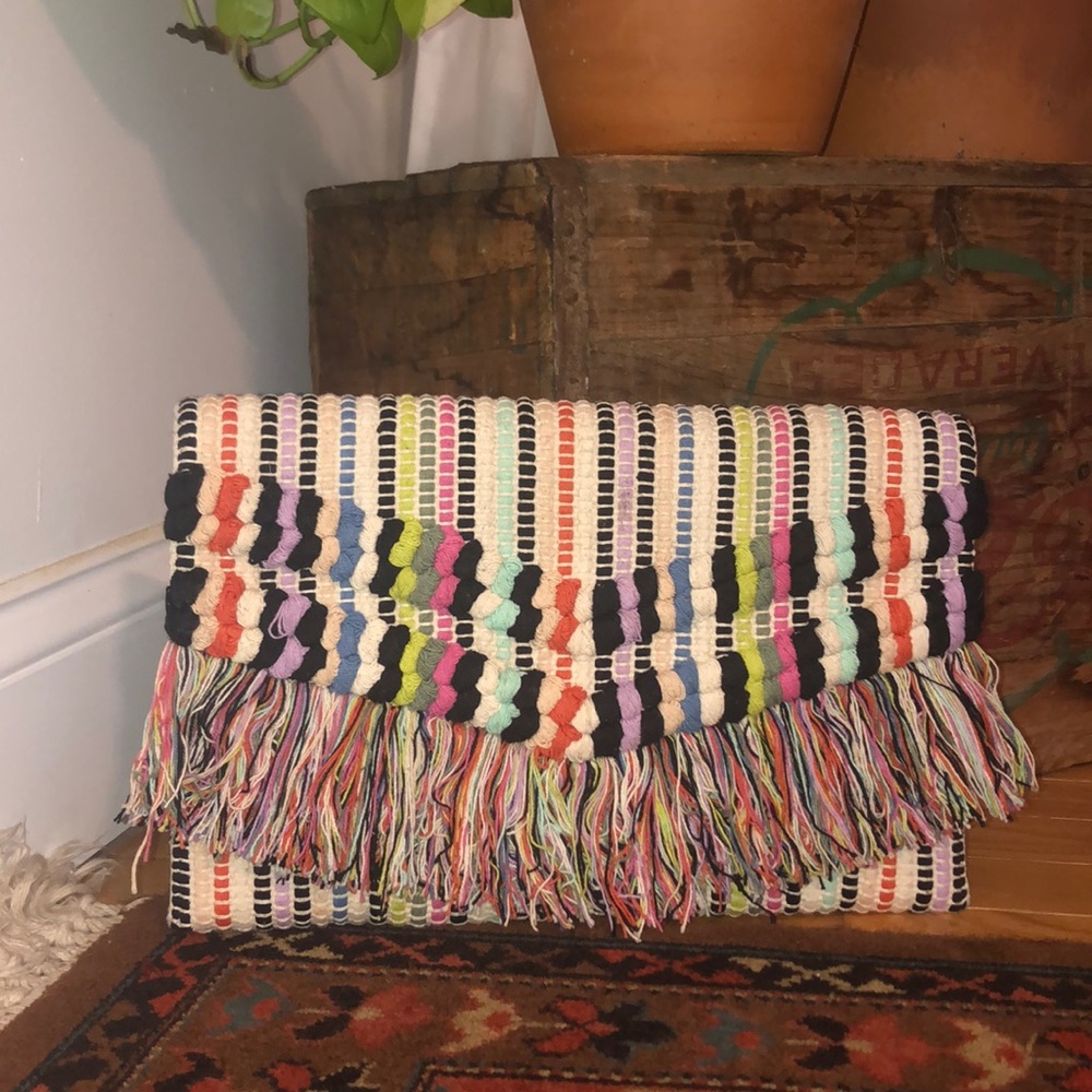 Stella and Dot - Taj clutch